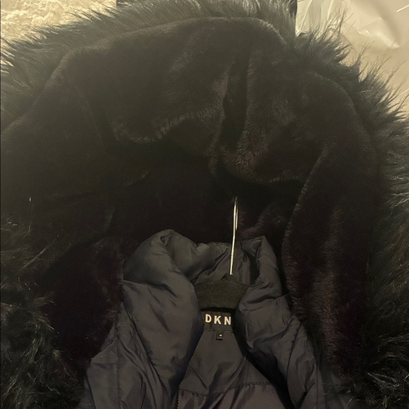 DKNY Midnight Puffer Coat with Faux Fur Trim - Picture 9 of 11